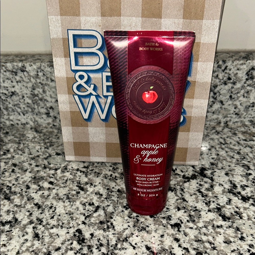 🍎 🍯 Bath & Body Works Red Champagne Apple & Honey Body Cream Used Twice